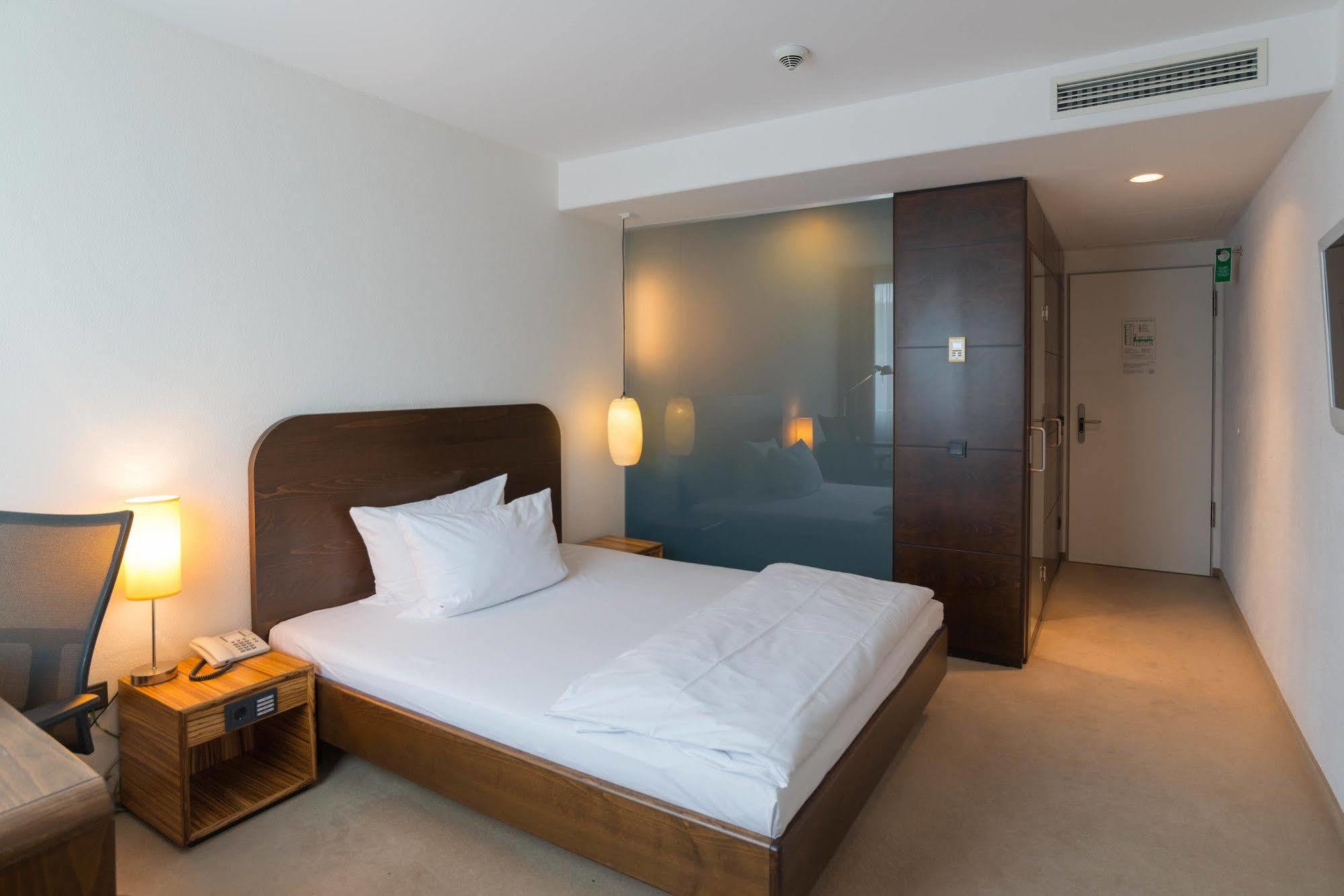 Corbin Muenchen Airport Business Hotel Freising Exterior photo